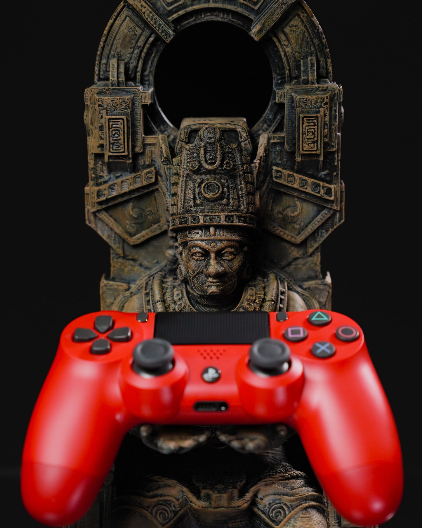 Tlamatini, the Wise Controller Holder